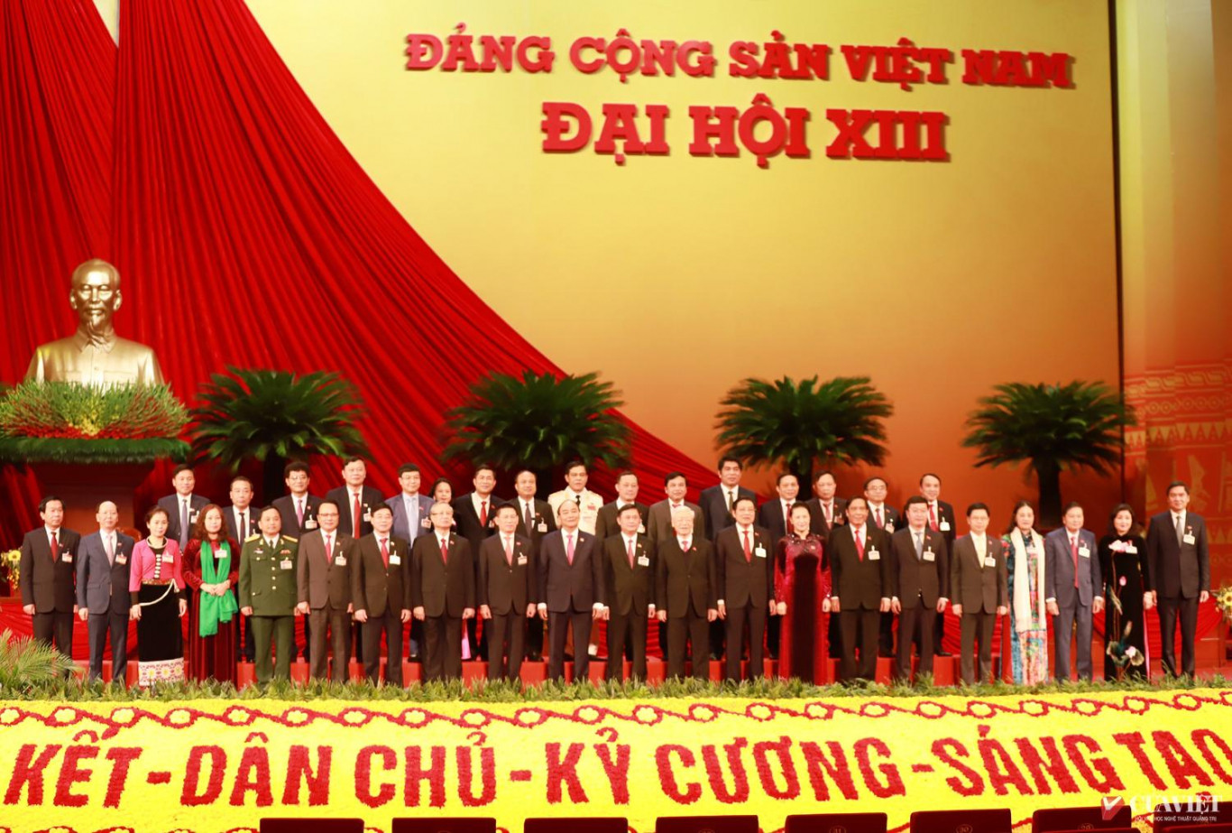 C&aacute;c đồng ch&iacute; l&atilde;nh đạo Đảng, Nh&agrave; nước với c&aacute;c đại biểu