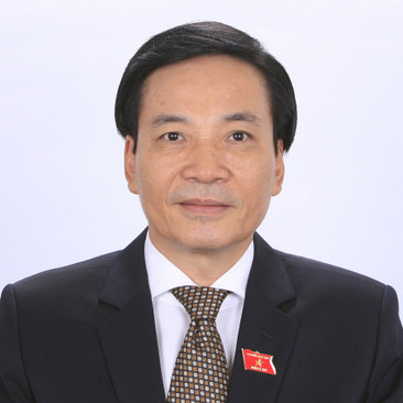 Ủy vi&ecirc;n Trung ương Đảng, Bộ trưởng, Chủ nhiệm Văn ph&ograve;ng Ch&iacute;nh phủ Trần Văn Sơn (Sinh năm 1961, qu&ecirc; qu&aacute;n Nam Định). Chức vụ trước: Ph&oacute; Chủ nhiệm Văn ph&ograve;ng Ch&iacute;nh phủ.