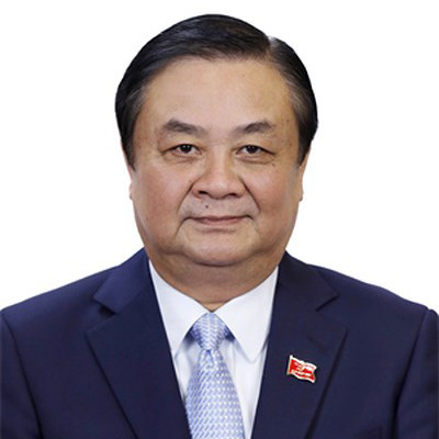 Ủy vi&ecirc;n Trung ương Đảng, Bộ trưởng Bộ N&ocirc;ng nghiệp v&agrave; Ph&aacute;t triển n&ocirc;ng th&ocirc;n L&ecirc; Minh Hoan (Sinh năm 1961, qu&ecirc; qu&aacute;n Đồng Th&aacute;p). Chức vụ trước: Thứ trưởng Bộ N&ocirc;ng nghiệp v&agrave; Ph&aacute;t triển n&ocirc;ng th&ocirc;n.