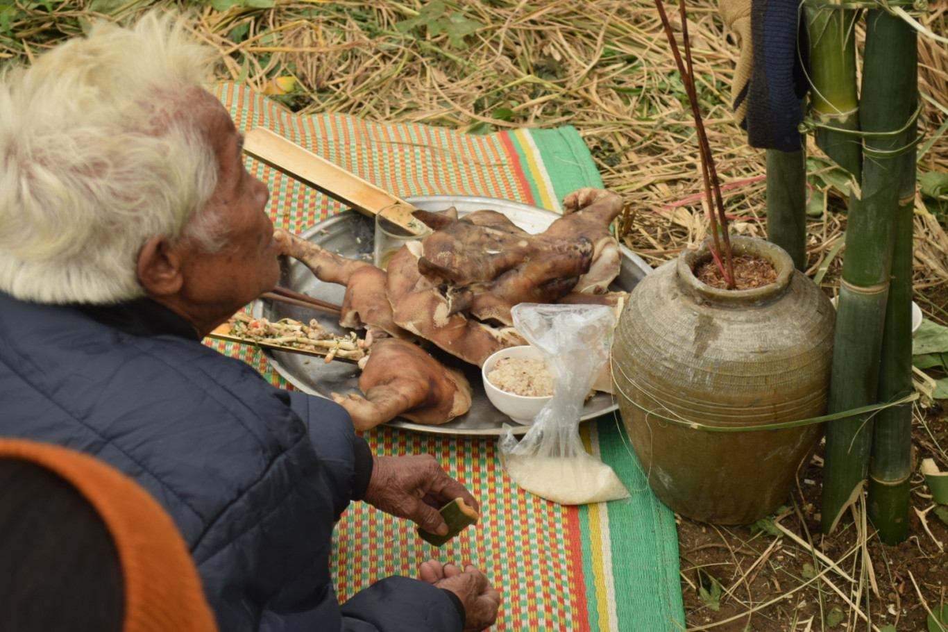 C&uacute;ng l&uacute;a mới, một trong những dịp đồng b&agrave;o V&acirc;n Kiều tỏ l&ograve;ng biết ơn Yang với Thần l&uacute;a - Ảnh: Hồ Giỏi
